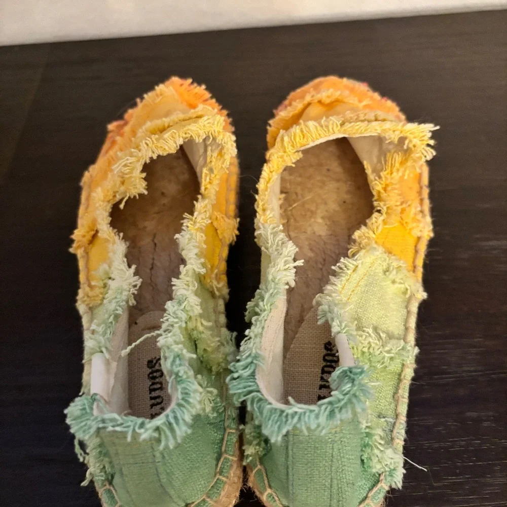 Soludos Espadrille Frayed Patchwork 6.5 Canvas Rainbow Ombre Boho Festival Shoes
